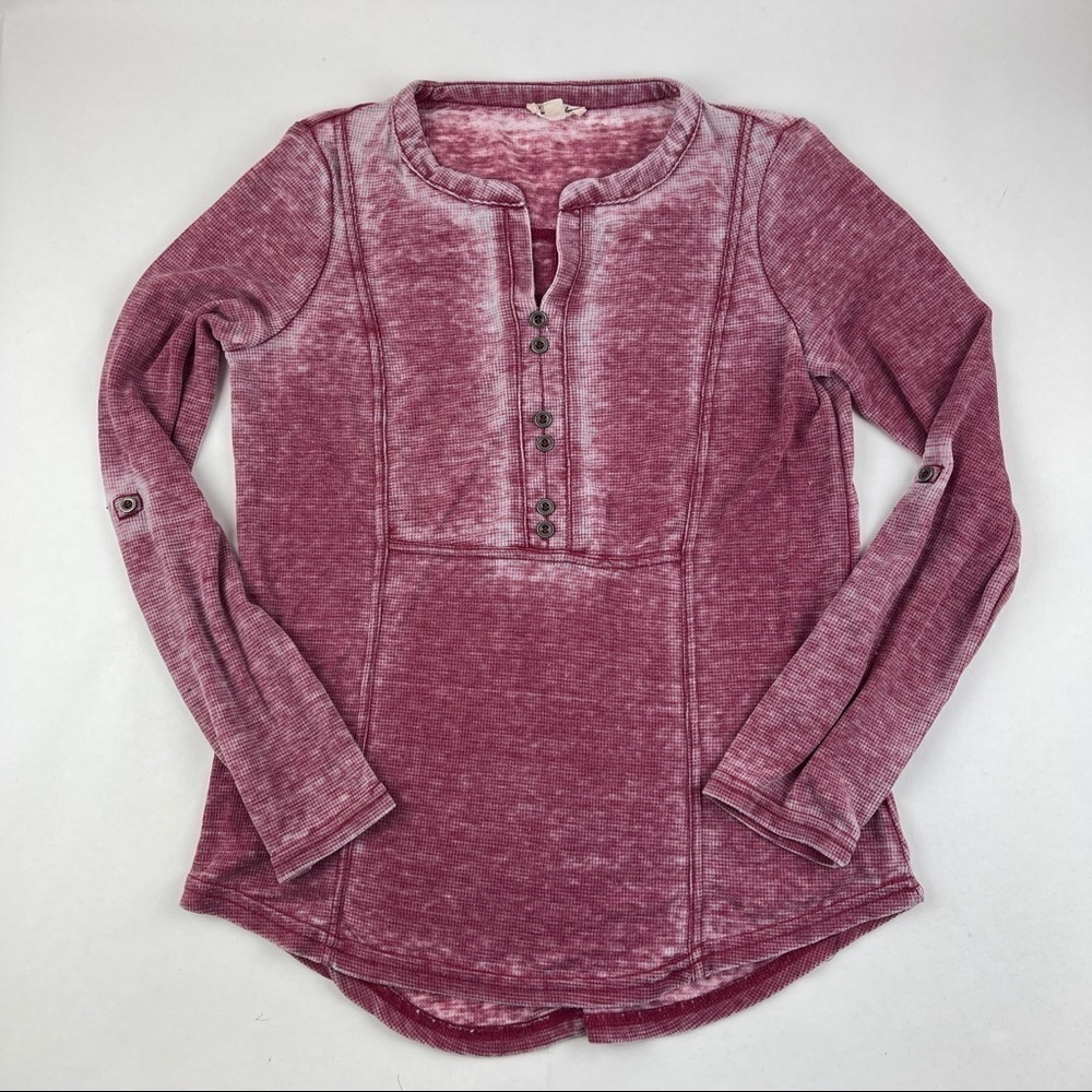 June And Delancey Tshirt Womens Small Pink Vneck Long Sleeve